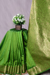 Mehandi Silk Saree With Classic Weaving Buti Work