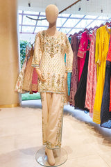 Elegant Floral Embroidered Kurta Set