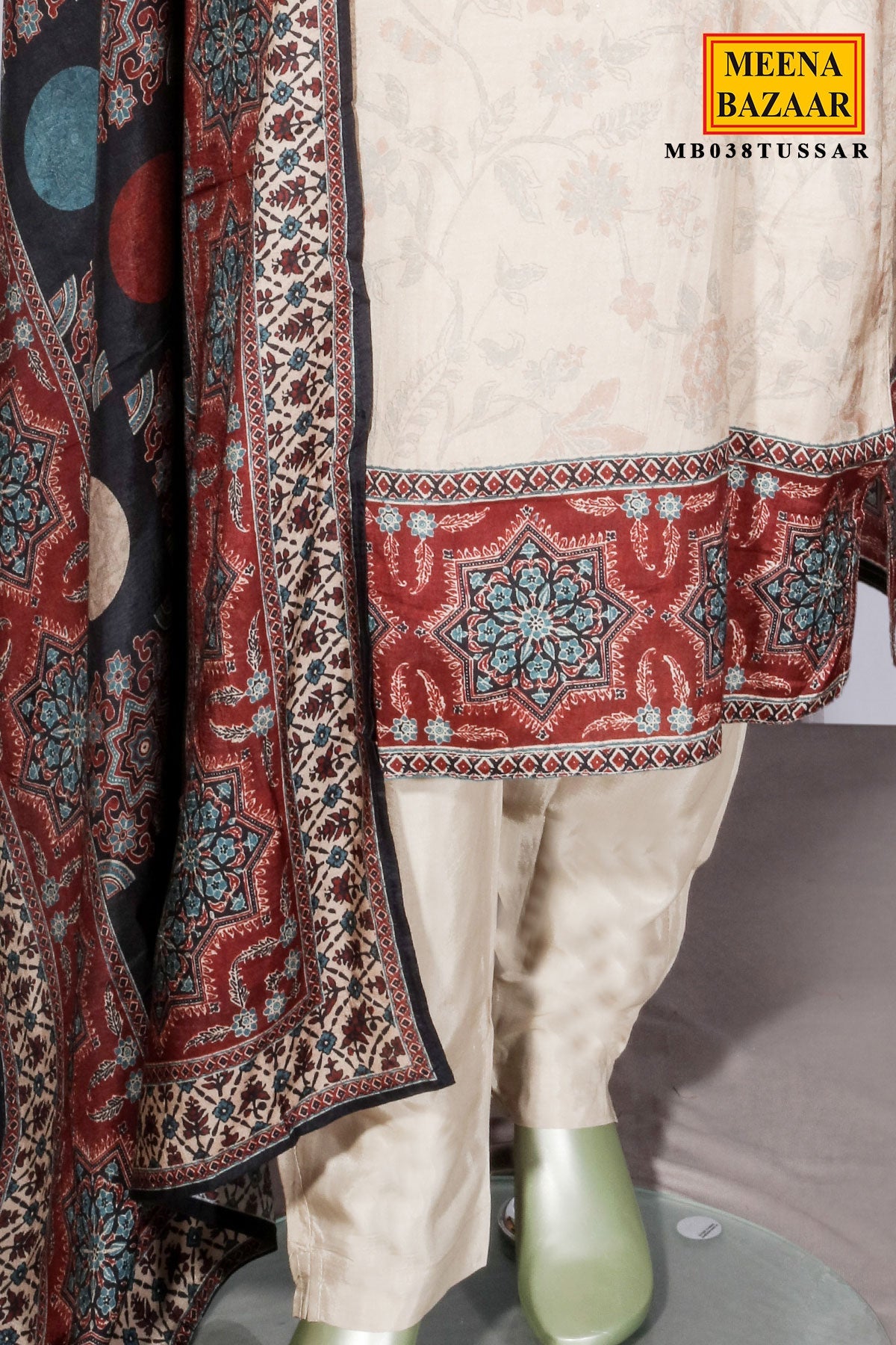 Tussar Maslin Suit with Neck Embroidery