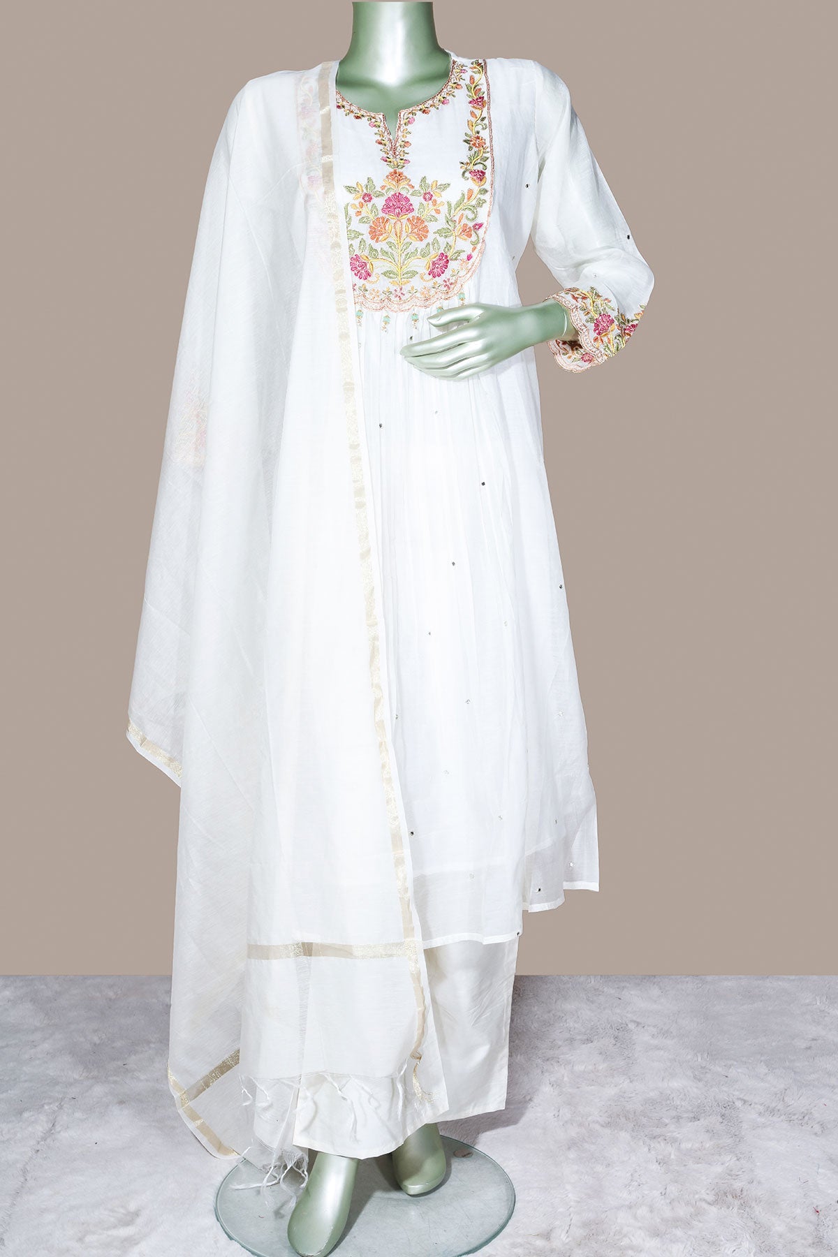Elegant Cream Cotton Ready Made Suit with Classic Ethnic Appeal