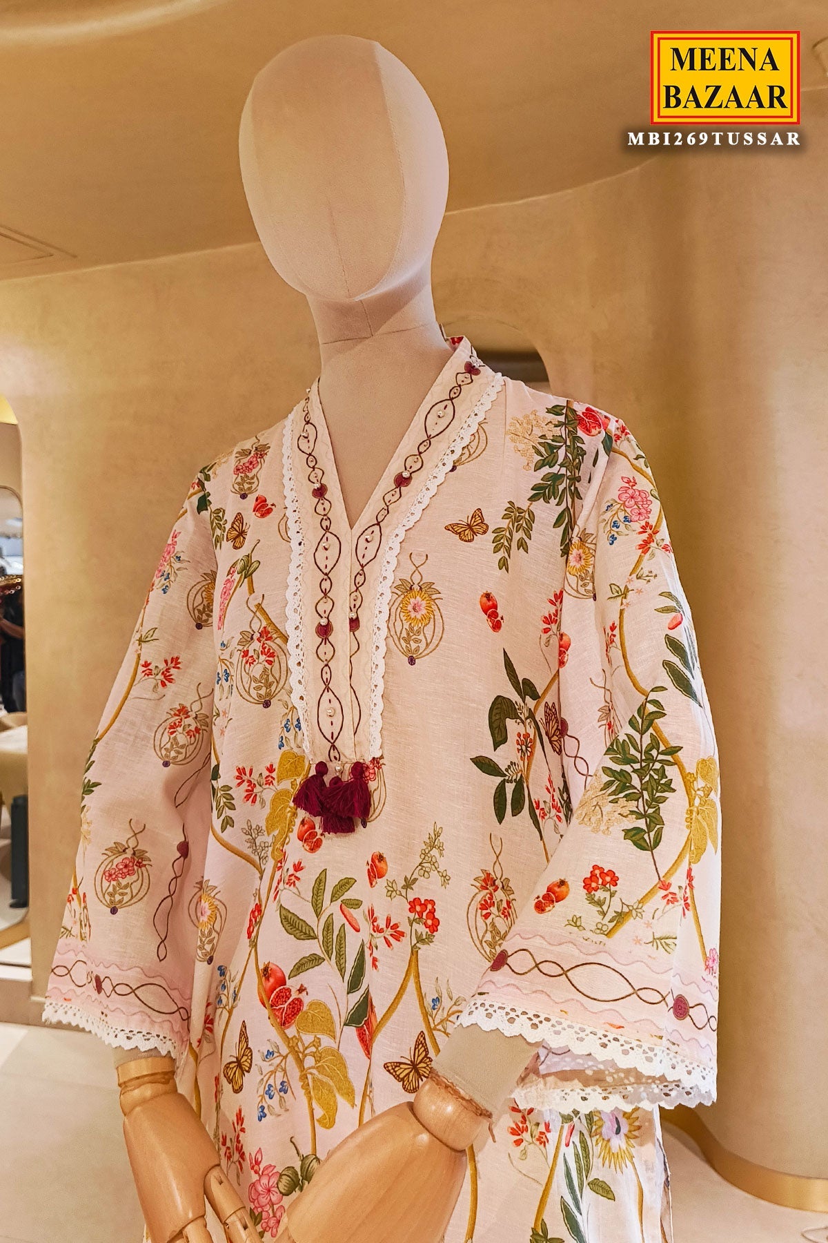 Cream Botanical Print Kurta Set with Lace Detailing