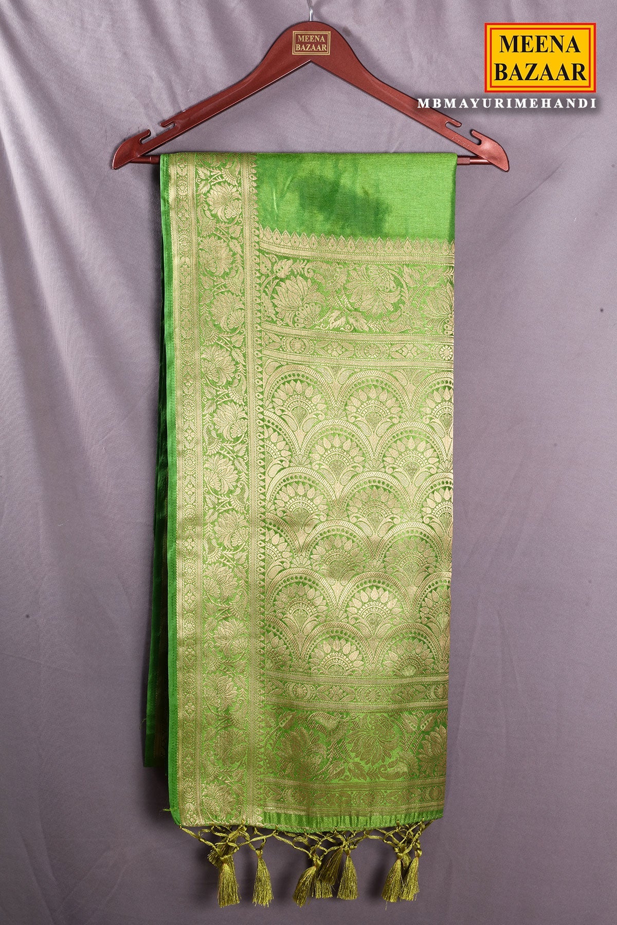 Mehandi Silk Saree With Classic Weaving Buti Work