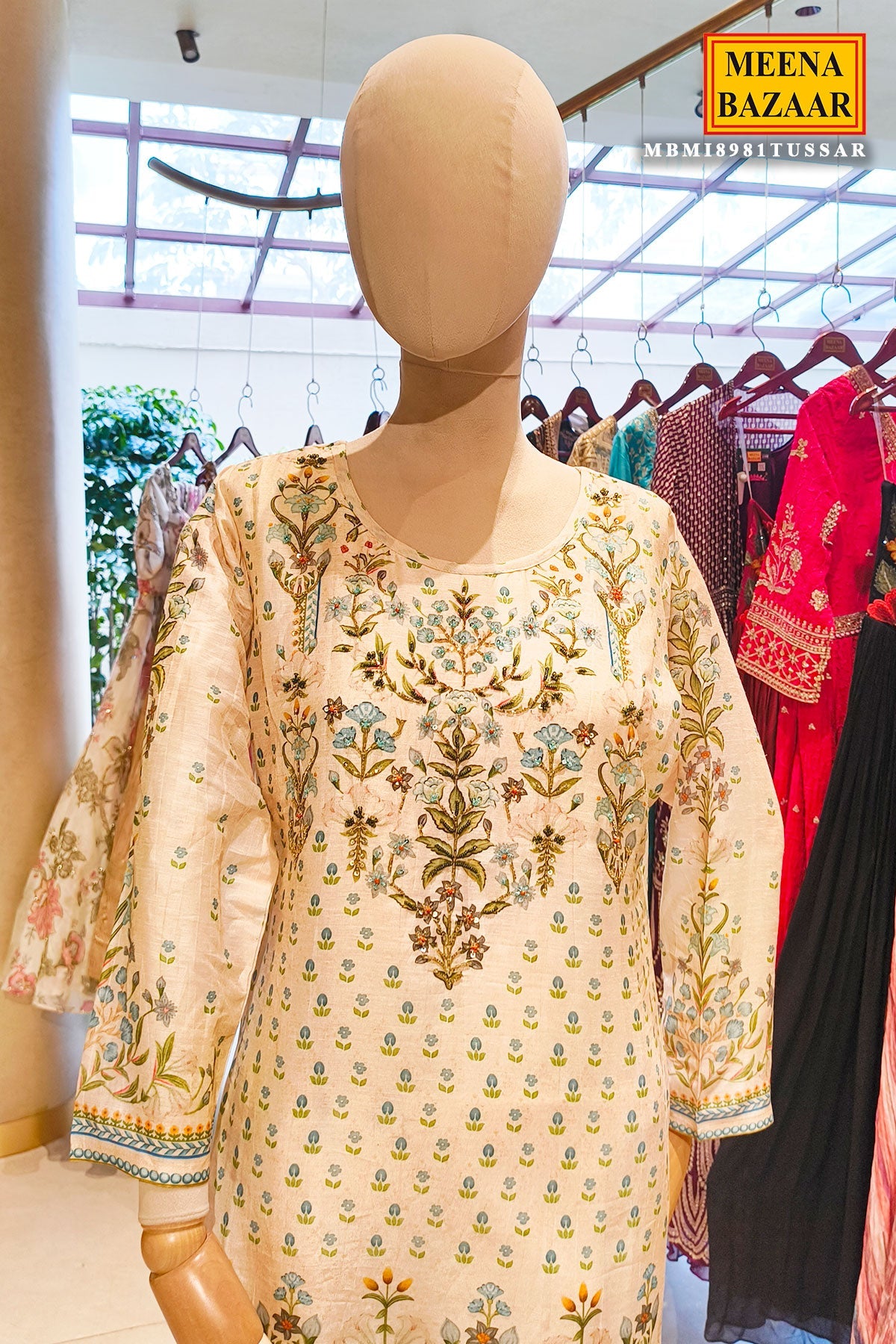 Elegant Floral Embroidered Kurta Set
