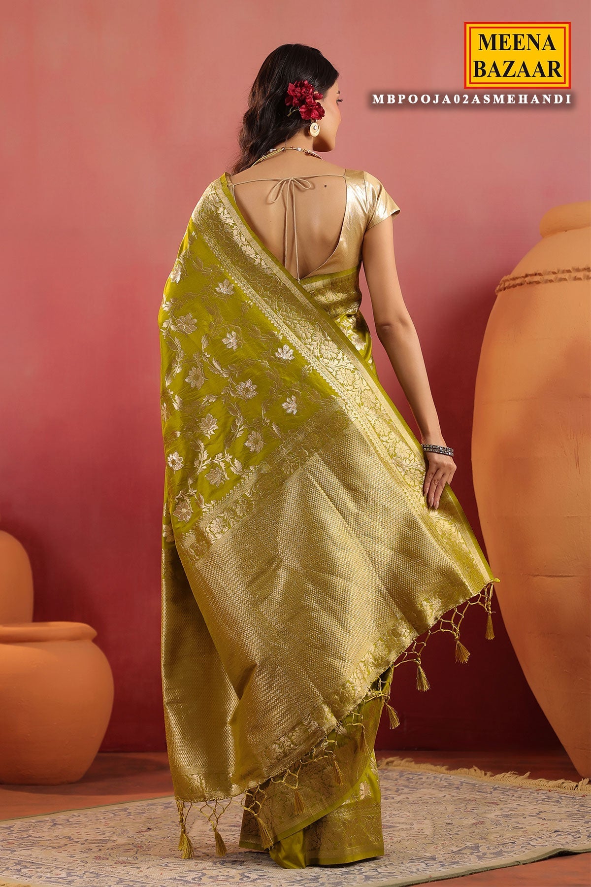 Mehandi Silk Weaving Saree with Traditional Woven Detailing