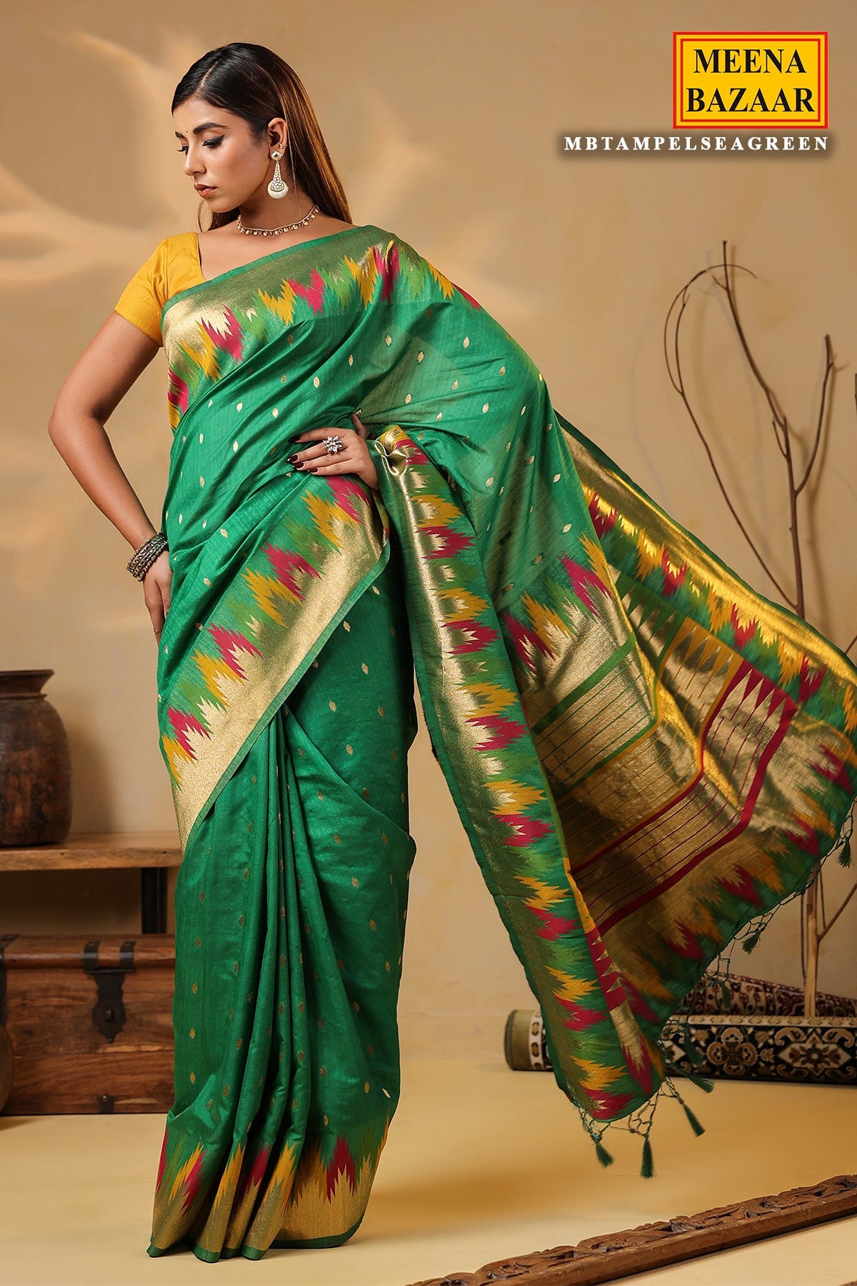Sea Green Silk Woven Saree – Elegant Handwoven Design